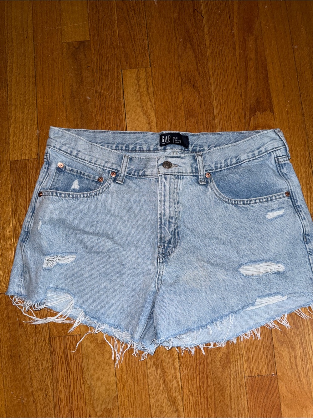 Gap Stride Shorts
